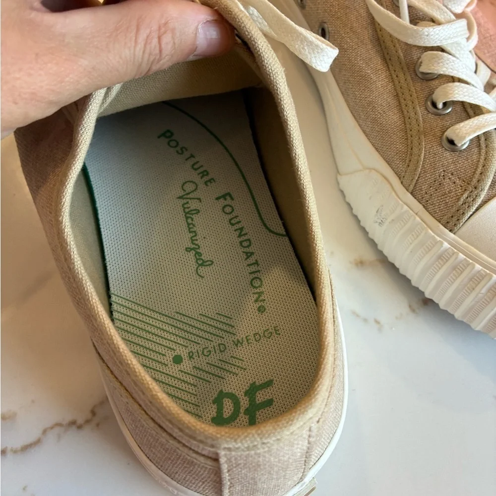 P.F. Flyers - Safari Center Low-Top Classic Canvas Sneakers size 10